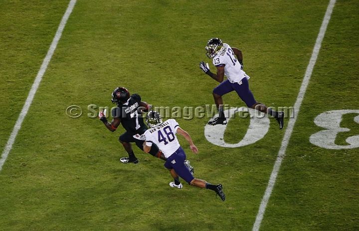 2013Stanford-Wash-001.JPG - Oct. 5, 2013; Stanford, CA, USA; Stanford Cardinal Ty Montgomery returns the opening kickoff 99 yards  against the Washington Huskies at  Stanford Stadium. Stanford defeated Washington 31-28.